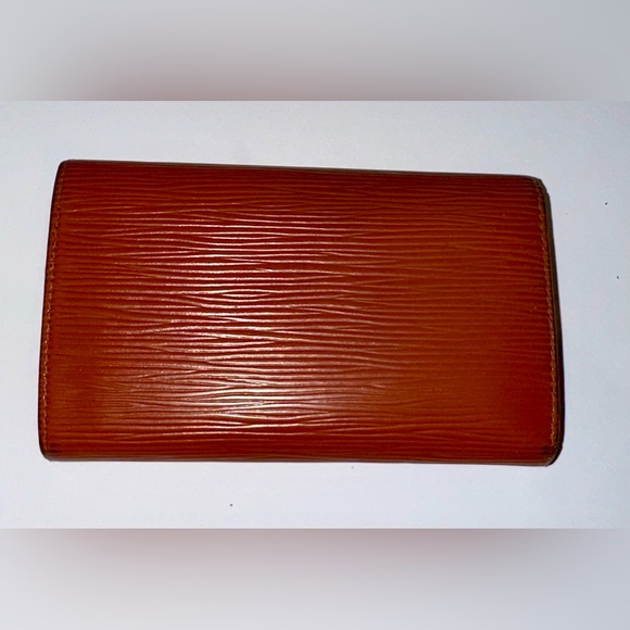 Vintage Louis Vuitton Epi Porte Monnaie Billets Tresor Leather Bifold Wallet - Picture 12 of 13